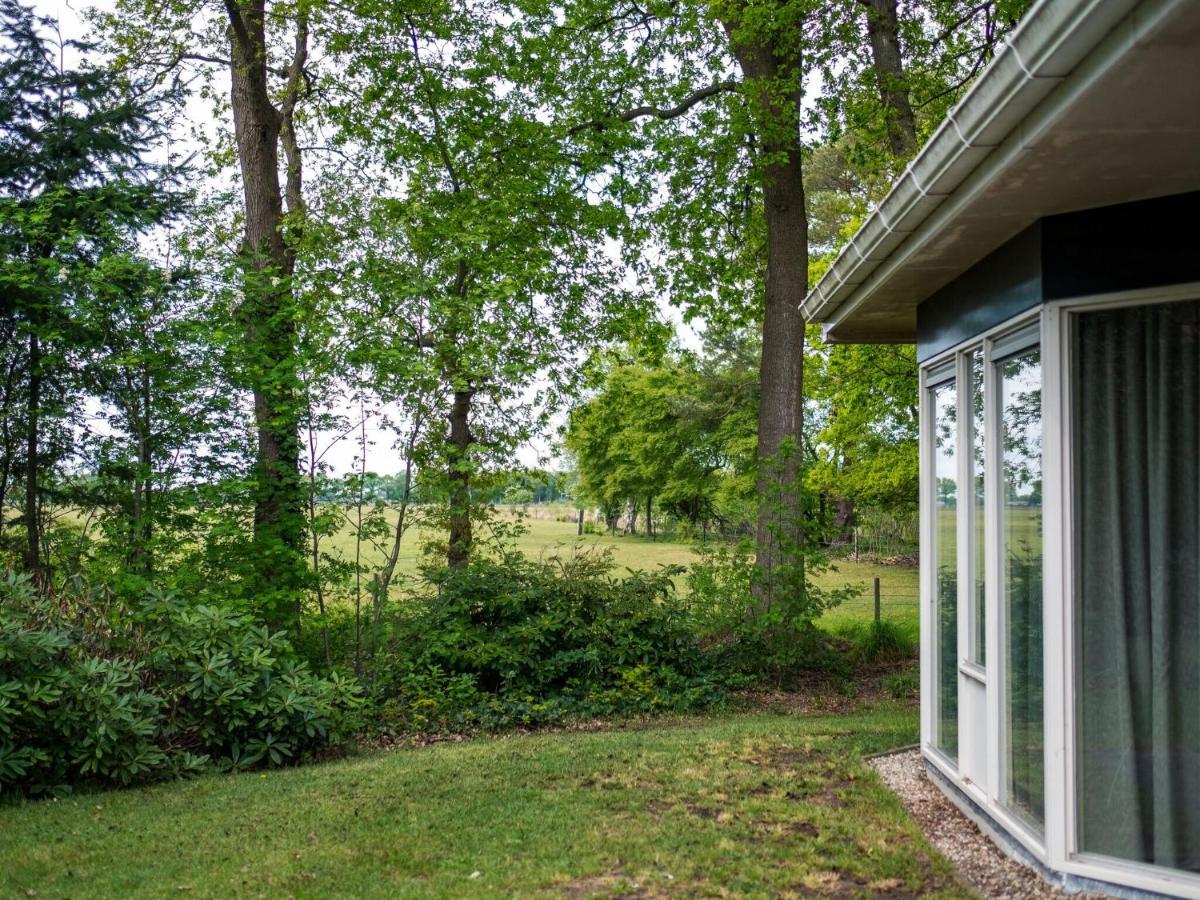 Cosy Holiday Home With Terrace Near Natural Park In Lemele Bagian luar foto