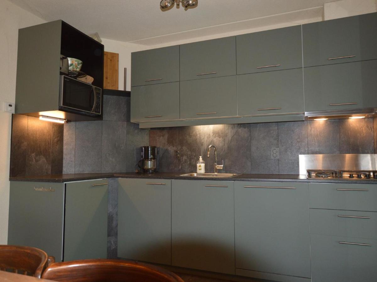 Cosy Holiday Home With Terrace Near Natural Park In Lemele Bagian luar foto